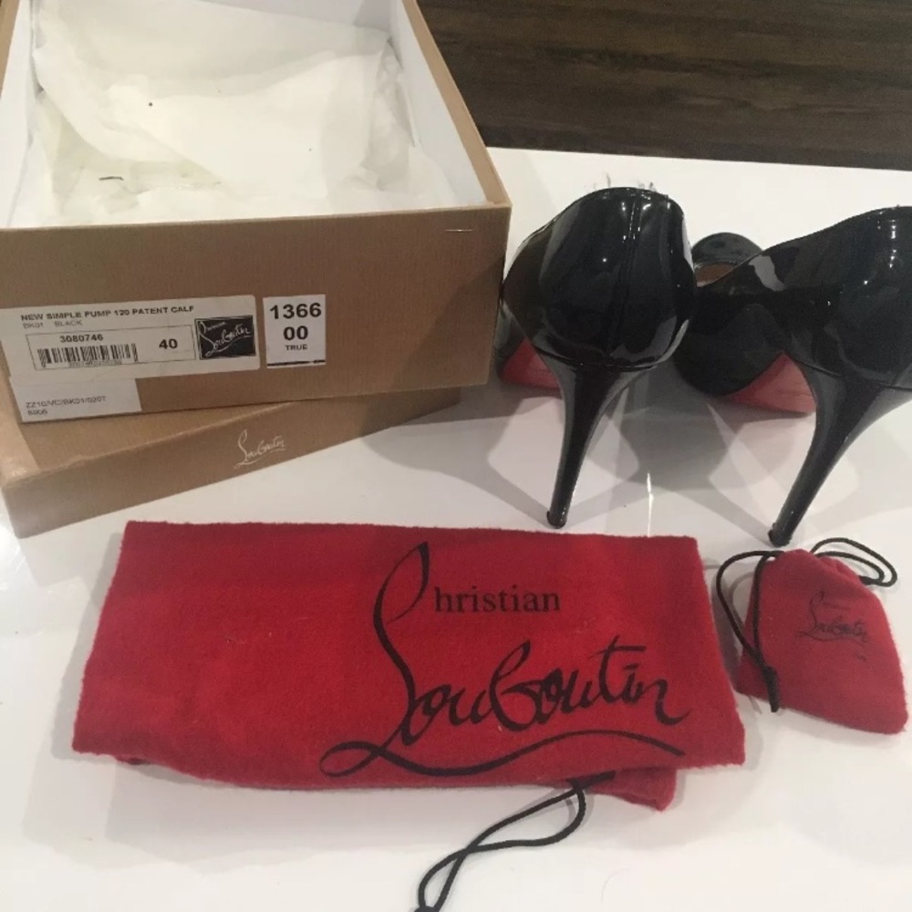 Christian louboutin pumps size 40